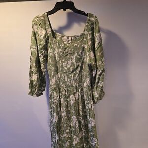 Green Floral Long Sleeve Dress
